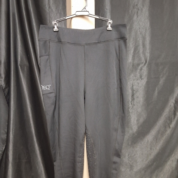 Equipe Black Track Pants with Modern Slim Fit - Picture 10 of 17